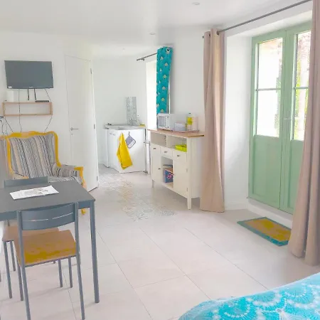 Angers, La Belle De Maine アパート アンジェ